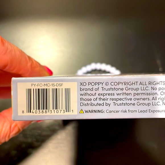 NIP🪷xo poppy🪷Phone Case for iPhone 15/14/13 - Picture 5 of 5